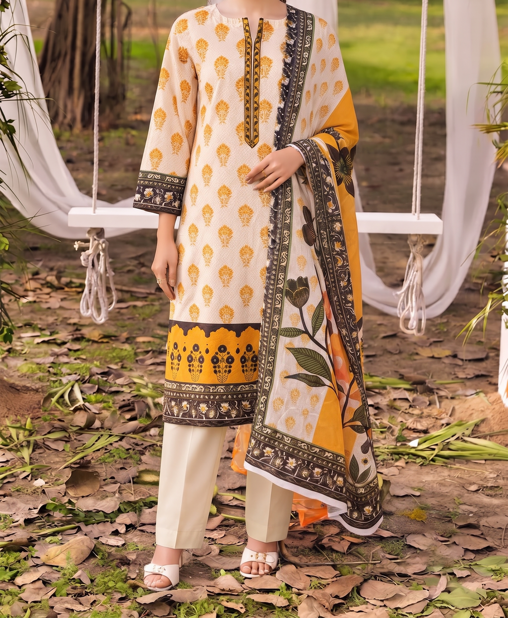 3Pcs Unstitched Suit (Andaaz Collection)
