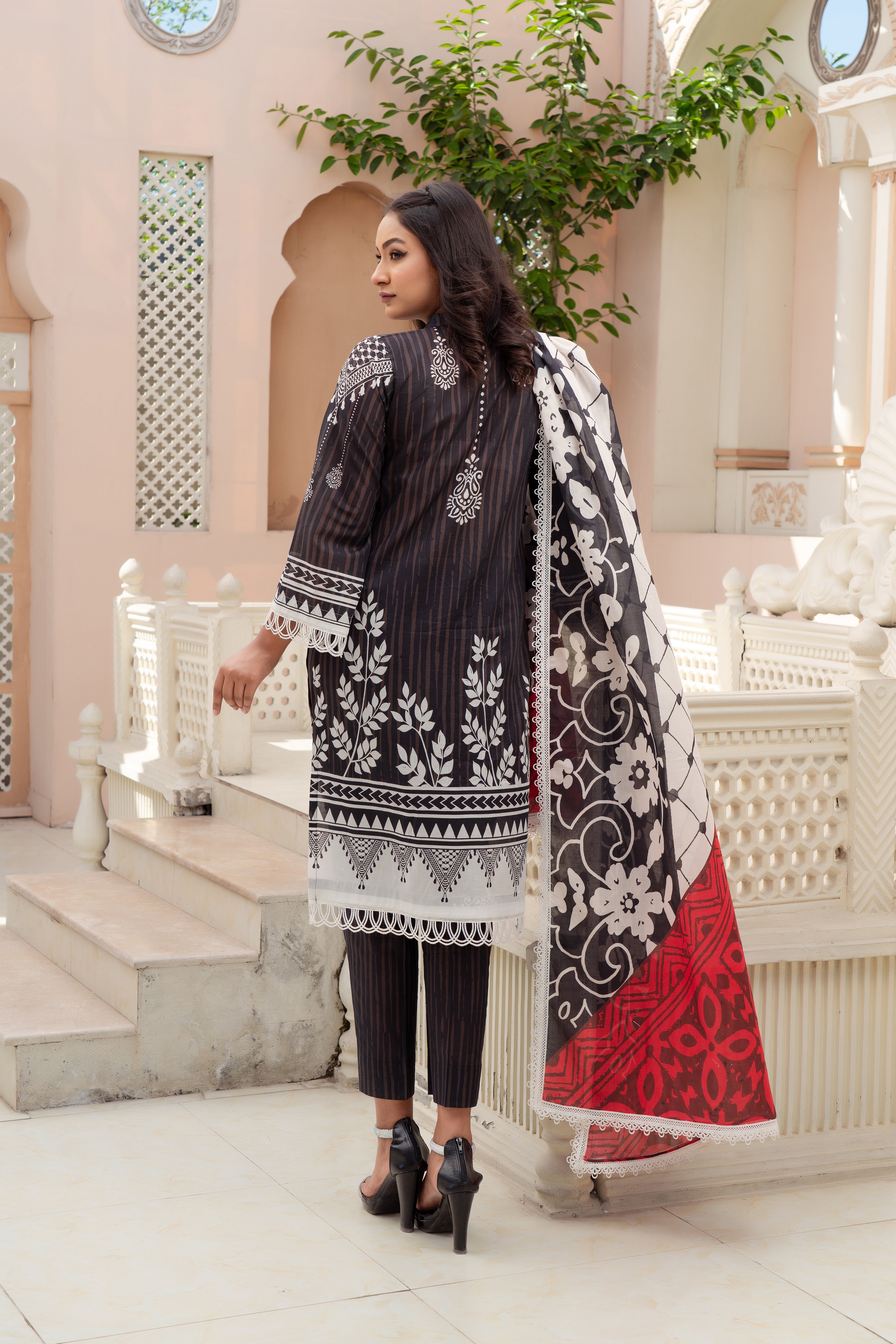 NSM Lawn 3pc (UnStitched)