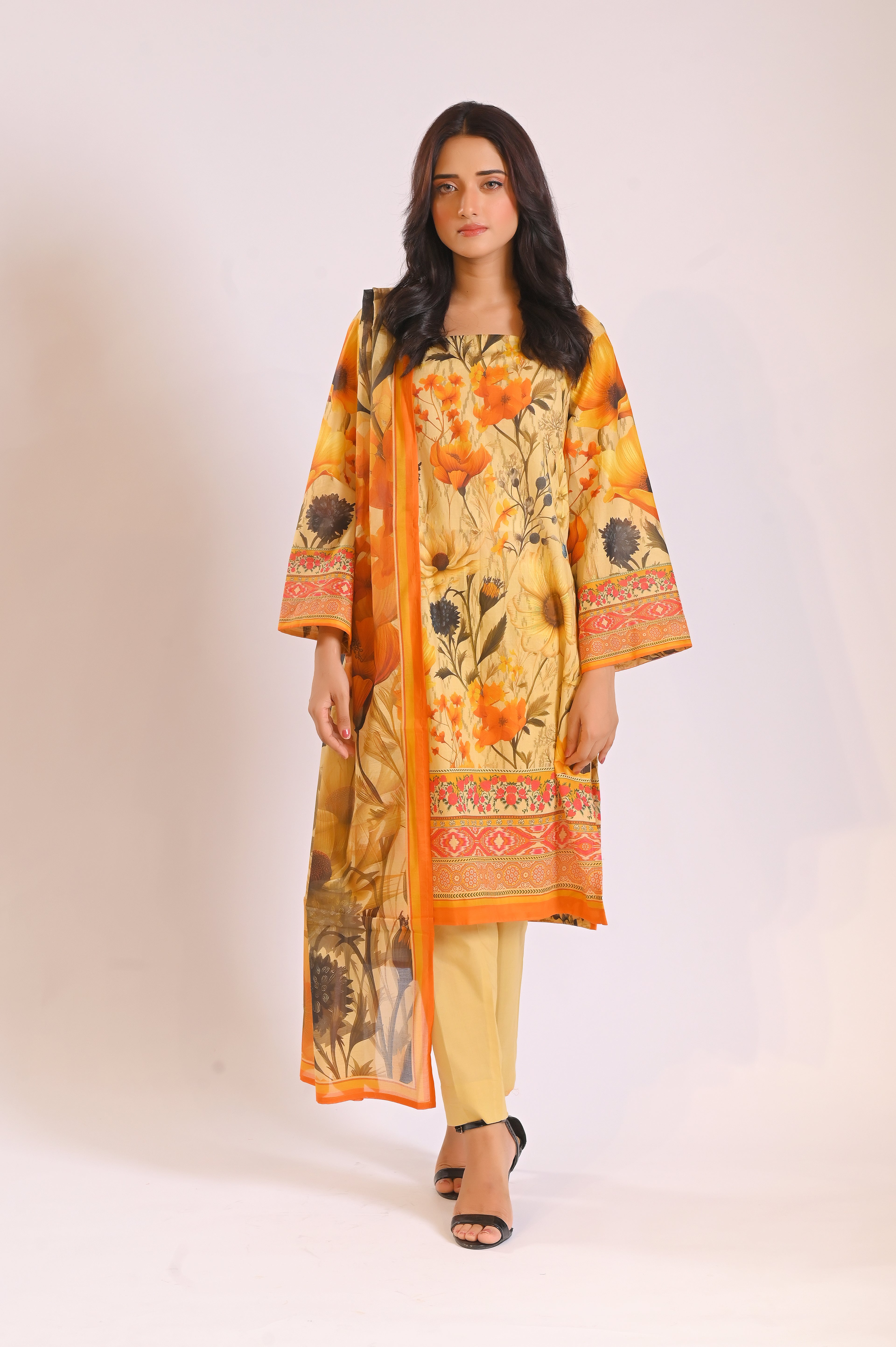 SM Lawn 3pc (UnStitched)