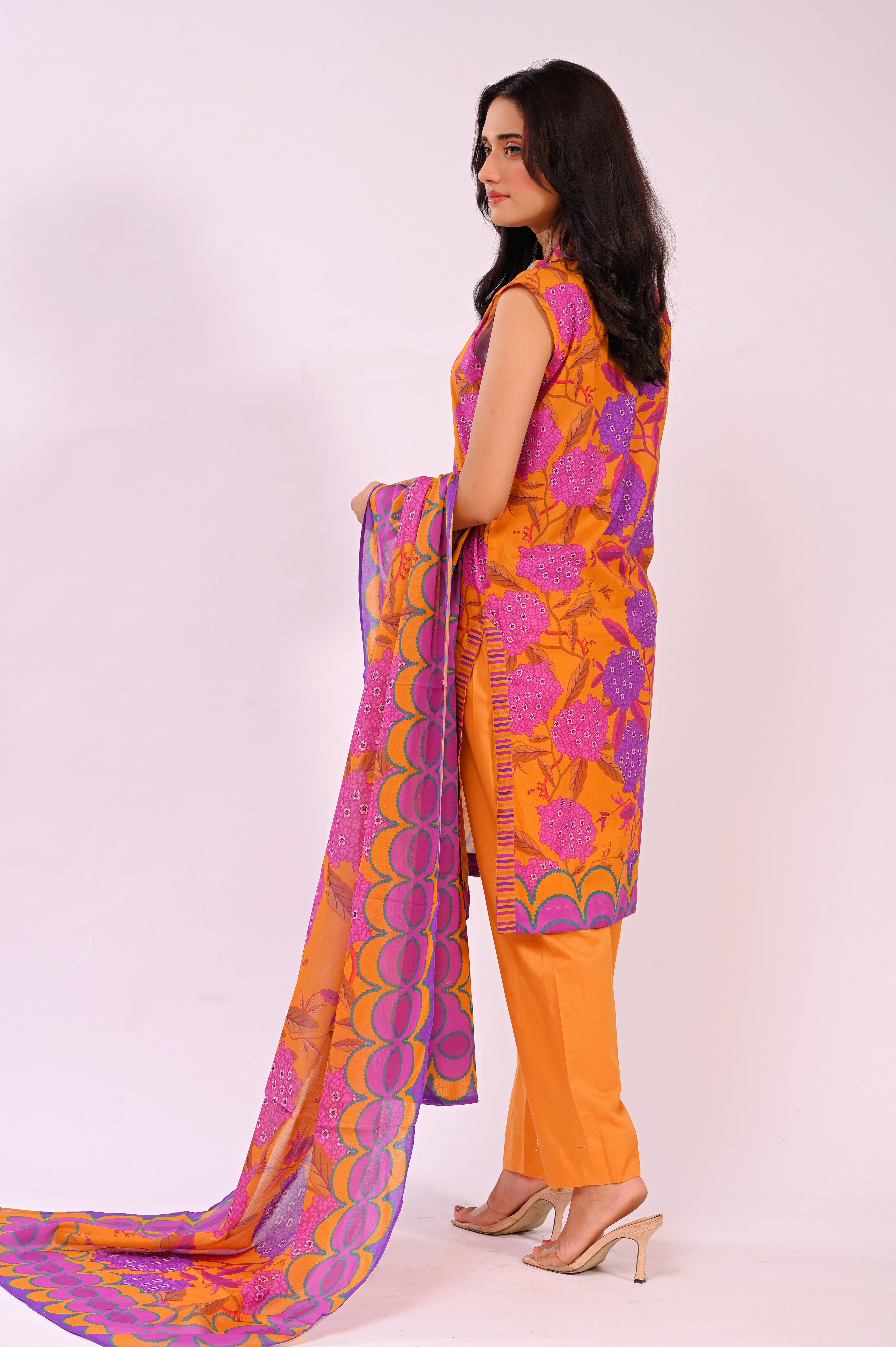 SM Lawn 3pc (UnStitched)