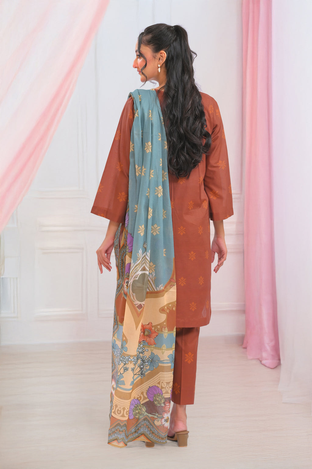 SM Lawn 3pc (UnStitched)