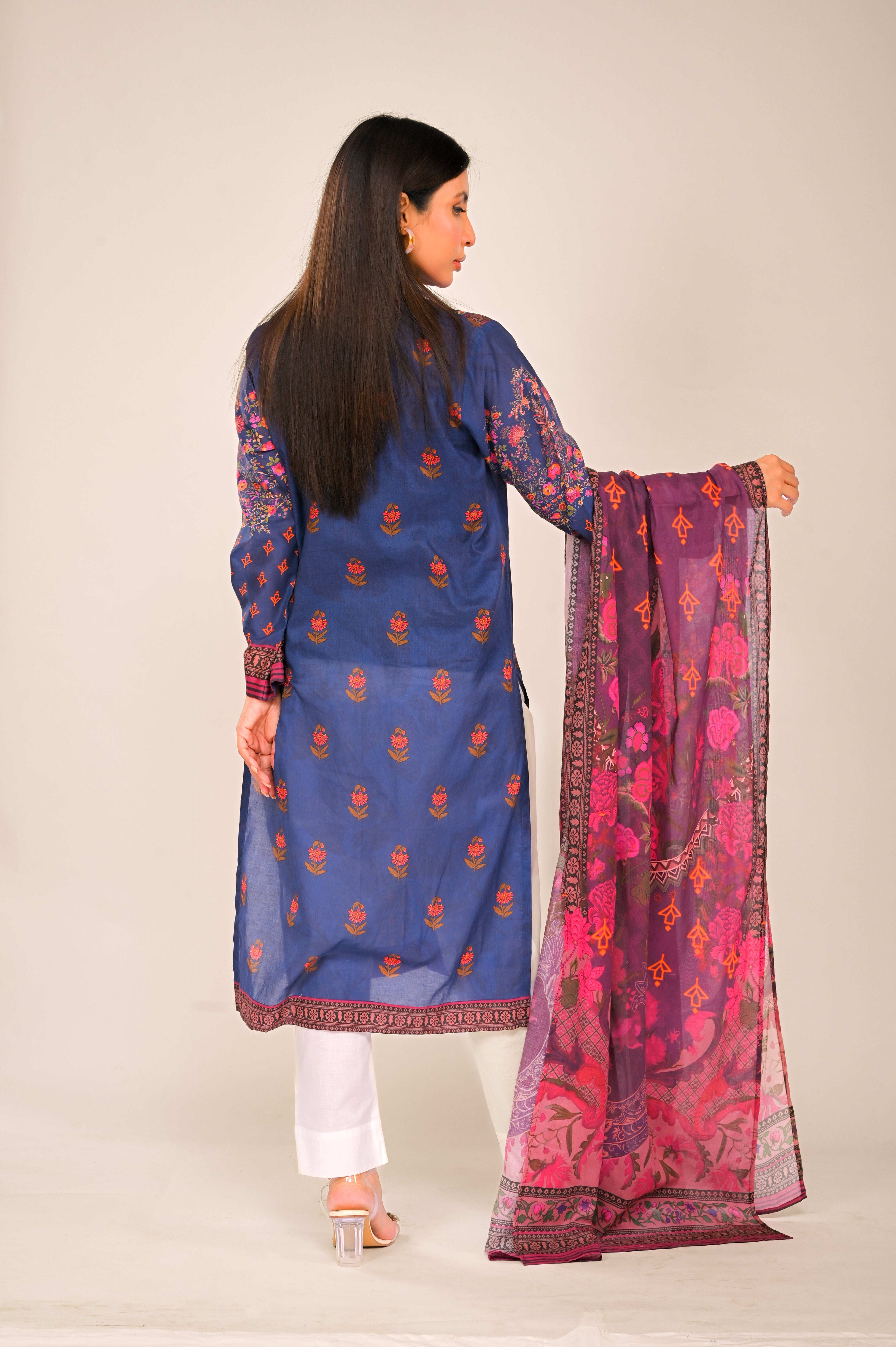 2pc Lawn (UnStitched)