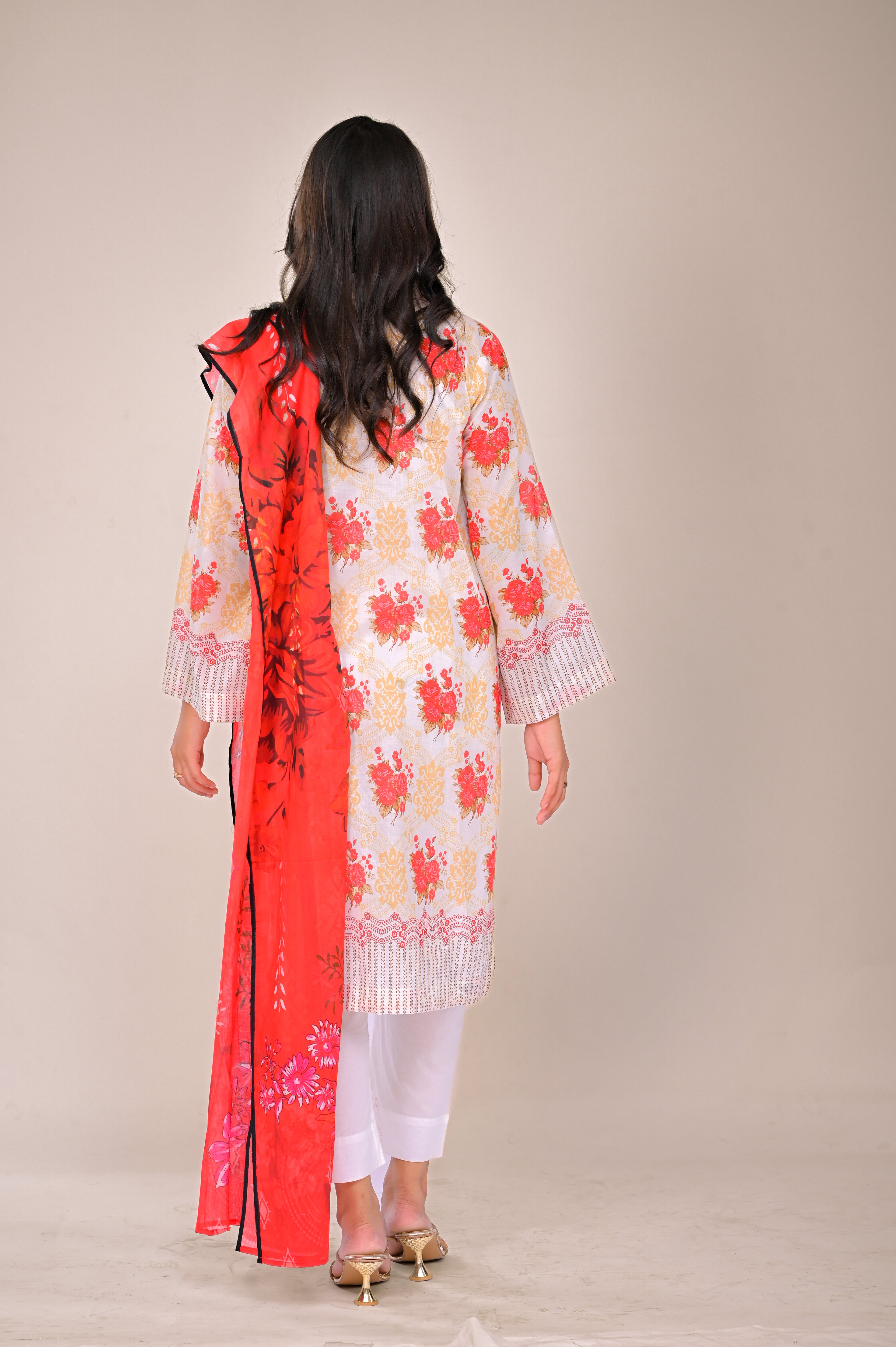 2pc Lawn (UnStitched)