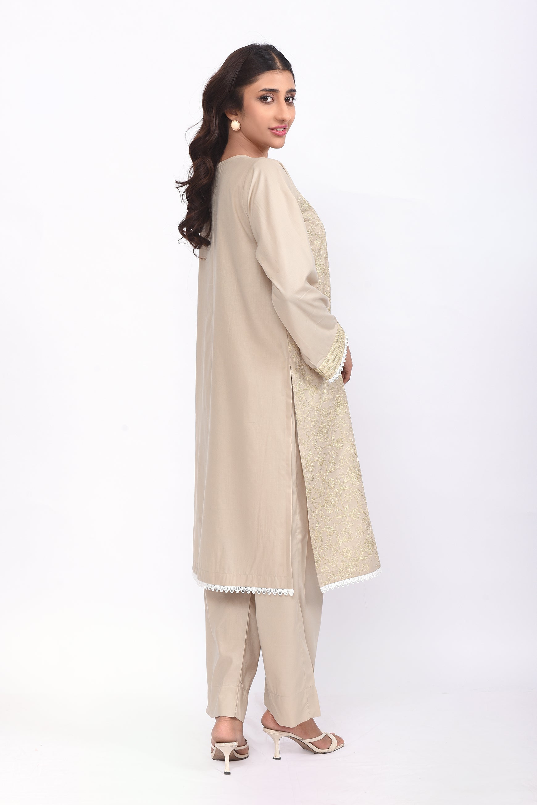 2 pc Kurti (Stitched Embroidered)